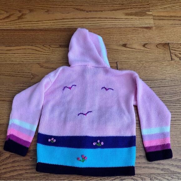 Embroidered Nature appliqués Pink Maroon Color blocked hooded sweater Girl’s 4 - Picture 10 of 11